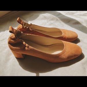 Everlane Day Heel Cognac Suede Block Heel Shoes